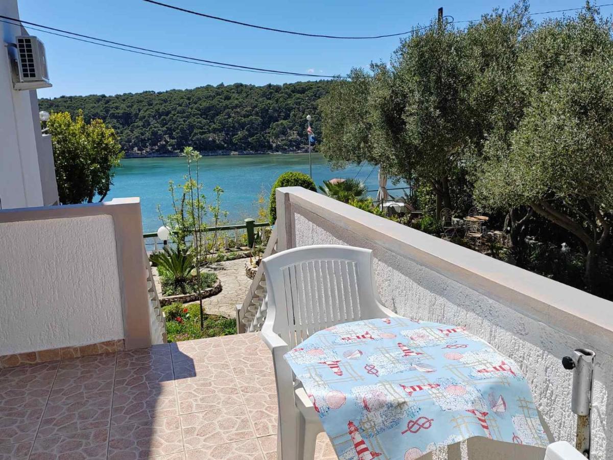 Cosy Room Arba With Private Bathroom And Sea View Kampor Екстериор снимка