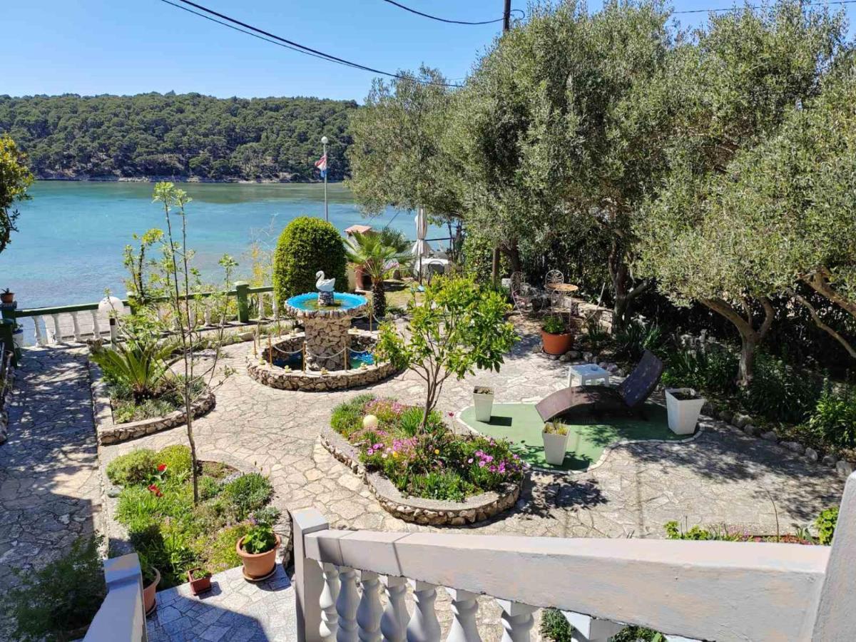 Cosy Room Arba With Private Bathroom And Sea View Kampor Екстериор снимка