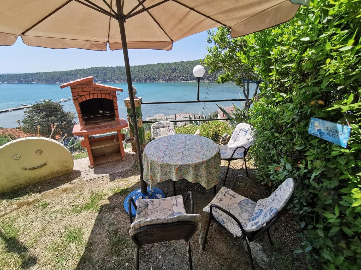Cosy Room Arba With Private Bathroom And Sea View Kampor Екстериор снимка